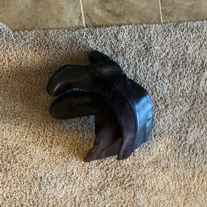 Dansko  Gigi knee high leather boots.